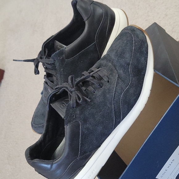 Black Cole Haan Grandpro Runner Size 2 